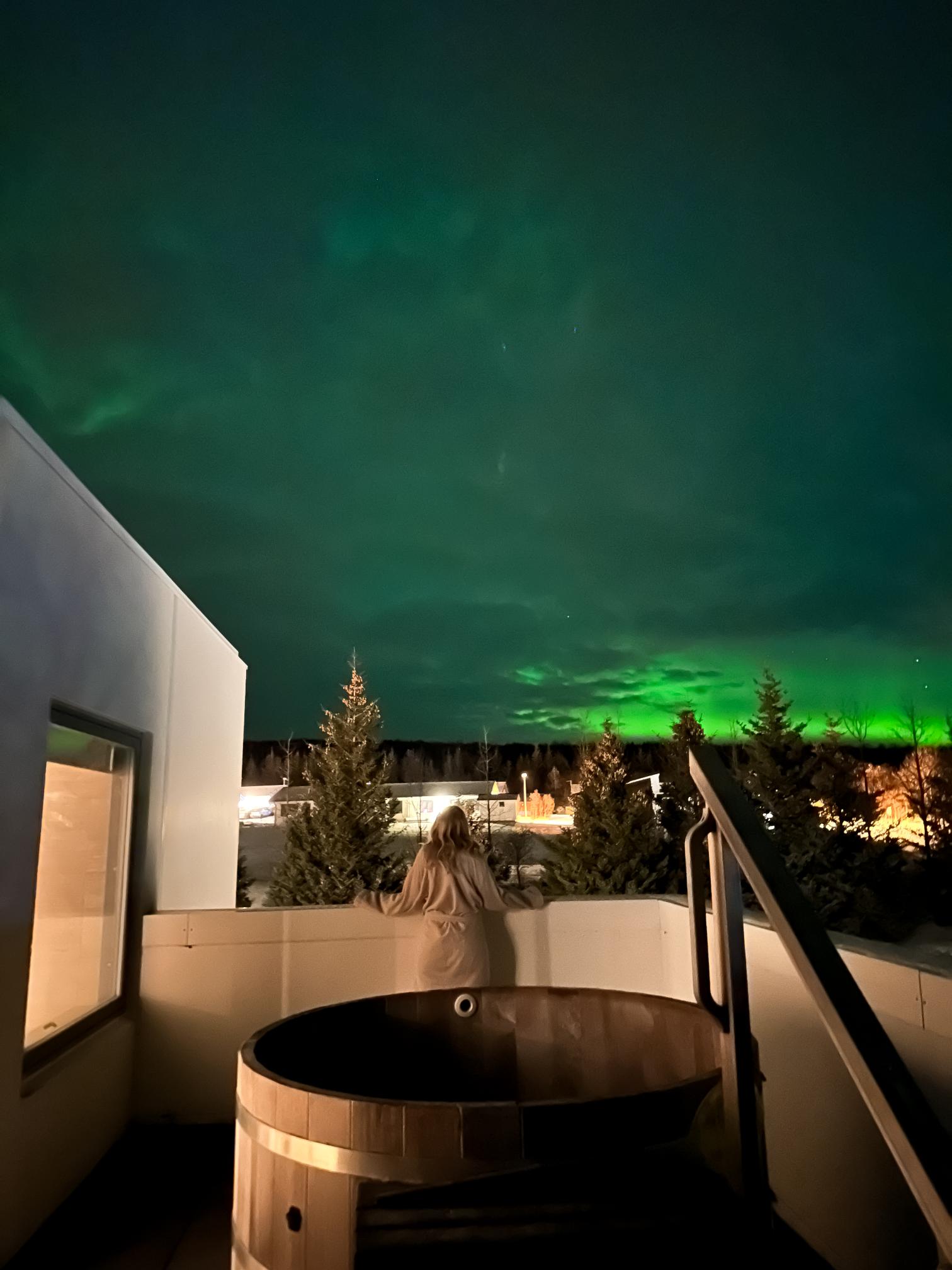 aurore boréale sur notre terrasse